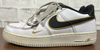 Nike Air Force 1 - Kids Size 4Y - White with Black & Gold Swoosh - Изображение 1 из 4