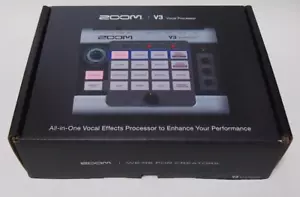 ZOOM Vocal Processors V3 Multi-Effects Vocal Processor - Picture 1 of 13