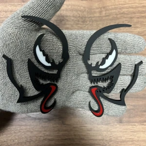 Venomous Badges Emblem White Eye Red Tongue ,2 Badges, Fender Venom, Angry Matte - Picture 1 of 2