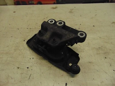 CHRYSLER GRAND VOYAGER 2008-12 ENGINE MOUNT - Image 1 of 4