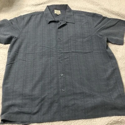 Trader Bay Men’s  Size XL Blue Button Up Shirt Short Sleeve Pocket Rayon - Image 1 of 4