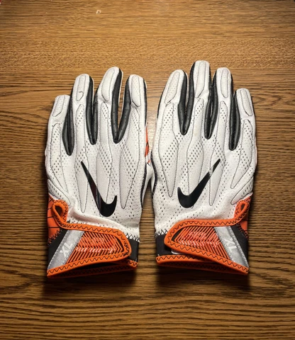 Cincinnati Bengals NFL Game Used Nike Superbad 4 Cover