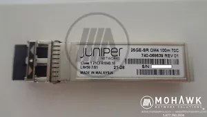 (NUOVO) Juniper Networks 740-068639 JNP-SFP-25GE-SR OM4 100m 70C - Foto 1 di 1