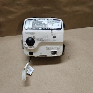 Válvula de gas calentador de agua Honeywell WV8840B1158 - Imagen 1 de 7