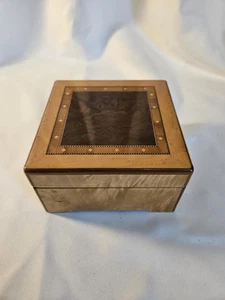 Bellissimo portagioie vintage in legno intarsiato design pulito ed elegante eleganza classica - Foto 1 di 7