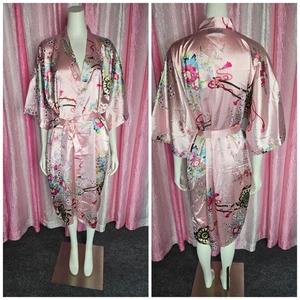 Oriental Village SILK COLLECTION Pink Floral Kimono Robe One Size - Picture 1 of 11