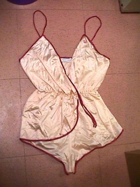super rare DIANE VON FURSTENBERG vintage nighty teddy sleepwear sz M 70s 80s DVF - Image 1 of 4
