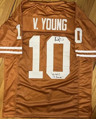 Camiseta Vince Young Firmada Personalizada 05 NATL CHAMPS Texas Certificado de Autenticidad Tri Star Foto 1 de 2