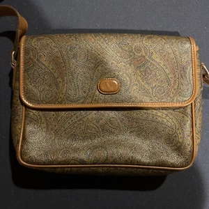Valentino Garavani Mini Umhängetasche. Braun mit künstlerischem Muster. - Bild 1 von 8