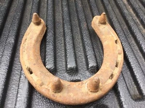 Vintage CAST IRON Horse Shoe With Studs Good Luck! - Picture 1 of 5