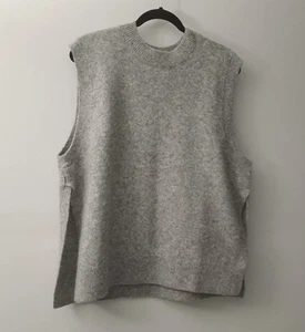H&M Womens Grey Knitted Side Slit Vest Size US M - Picture 1 of 7