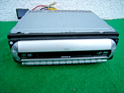 Autoradio Sony CDX-R3300 Drive-S FM CD MP3 CD Autoradio mit Kabelanschlus - Bild 1 von 4