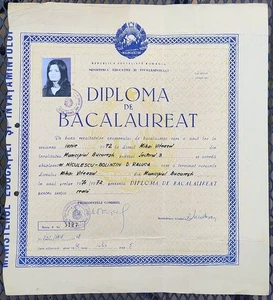 Romania, 1972, Vintage Baccalaureate Diploma - "Mihai Viteazul" Highschool - Picture 1 of 2