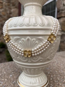 Tiffany & Co CLASSICS 18K Gold Dogwood Diamond Pearl Necklace .60 TCW Case RARE - Picture 1 of 24