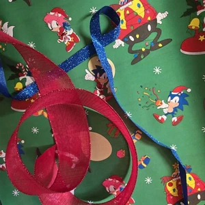 Sonic Hedgehog Gift Wrap Set, Paper And Ribbon, see descrip. Wrapping - Picture 1 of 1