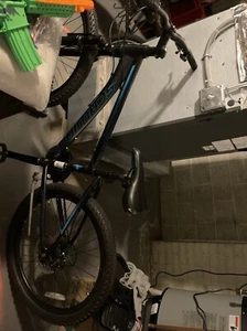 Bike - Picture 1 of 2