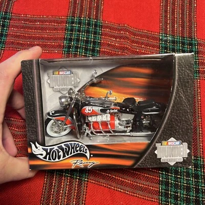 2002 Hot Wheels Nascar Thunder Rides Racing 45 Sprint 55720 Red Harley Chopper - Image 1 of 4
