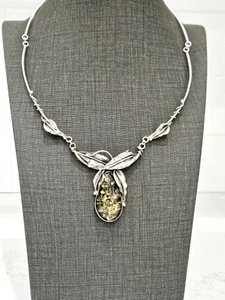 Exquisite Halskette mit grünem Bernstein Anhänger in 925 Sterling Silber - Handarbeit - Bild 1 von 9