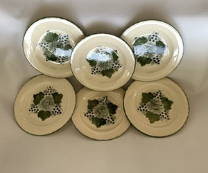 Poole Pottery 6 x cream Dorset grapes & leaf 9" salad dinner plates hand painted - Picture 1 of 8