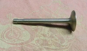 BSA A10 IRON HEAD 650 NOS INTAKE VALVE 67-0742 - Picture 1 of 1