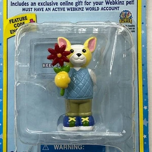 Figura Ganz Webkinz Serie 1 True Friends Chihuahua 2" Nueva en Caja con Código WE000169 - Imagen 1 de 5