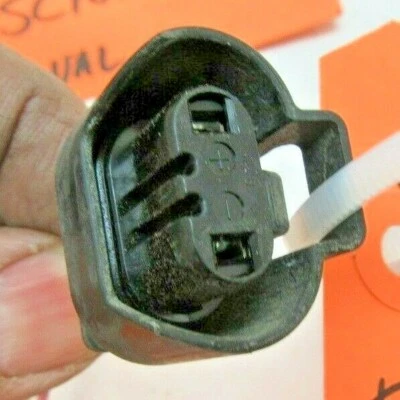 FARO FARO BOMBILLA INTERIOR CABLE ENCHUFE CONECTOR HB3 9005 COLA DE CERDO se adapta a SCION Foto 1 de 4