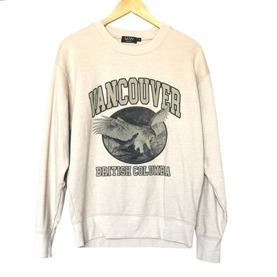 Sudadera Boohoo Vancouver de gran tamaño cuello redondo para hombre talla pequeña  Foto 1 de 4