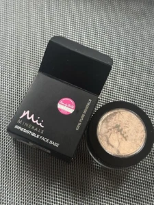 Mii Cosmetics Irresistible Face Base Mineral Foundation In 03 Precious Peach - Picture 1 of 2