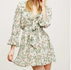🌸 Free People - Ruffle Me Up Dress - Floral - Large - 1x getragen 💃✨ - Bild 1 von 12