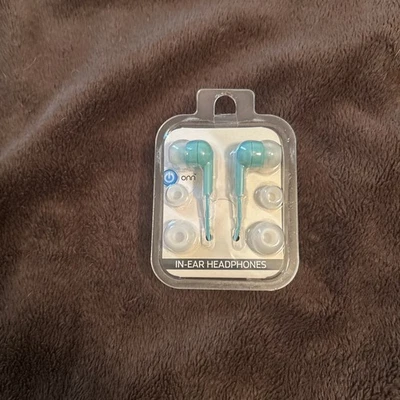 Onn In-Ear headphones with a 3.5mm jack - Image 1 of 2