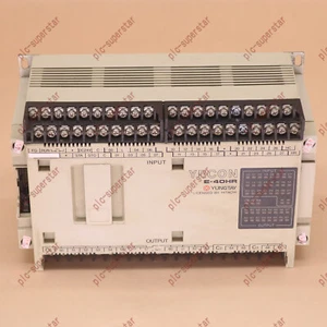 UN controller programmabile Hitachi E-40HR usato consegna rapida - Foto 1 di 5