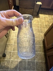 Chicago Dairy Co. Embossed Half Pint Milk Bottle Chicago Illinois IL - Picture 1 of 17