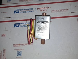 HONEYWELL ZONENVENTIL 3/4" V8043E 1012 gestemmt - Ersatz 1061 V8043F - Bild 1 von 6