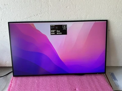 HP Z27u G3 QHD Display 27" QHD (2560 x 1440) 50-60 Hz LED Monitor  NO Stand - Image 1 of 4