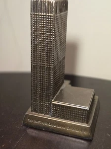 1. Nationalbank GA Metall Souvenir Gebäude Replik & Münzbank - Bild 1 von 5