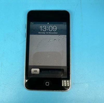 Apple iPod Touch 2nd Generation A1288 32GB Black/Silver - Working - Image 1 of 4