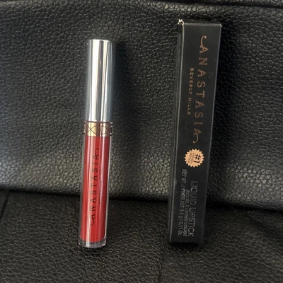 ANASTASIA BEVERLY HILLS LÁPIZ LABIAL LÍQUIDO MATE AUTÉNTICO SARAFINA AZUL PROFUNDO ROJO Foto 1 de 4