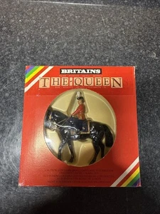 Britains Metal Models 7232 Her Majesty The Queen Elizabeth II on Horseback Boxed - Bild 1 von 4