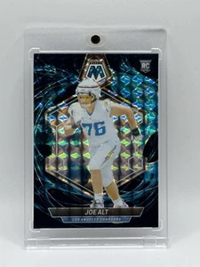 2024 Panini Mosaic Joe Alt Genesis Case Hit #305 Los Angeles Chargers SSP - Bild 1 von 2