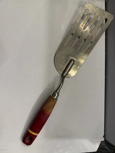 Vintage EKCO A&J USA Slotted Metal Spatula – Red Wooden Handle – 1940s - Picture 1 of 5