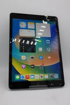 Apple iPad 7. Gen 2019 10,2 WiFi 32GB Space Grau A2197 Displayschaden #5021 - Bild 1 von 4