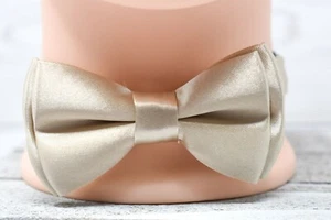 CHILDREN'S/INFANTS BEIGE TAN PRE-TIED BOW TIE SATIN ADJUSTABLE STRAP - Picture 1 of 5