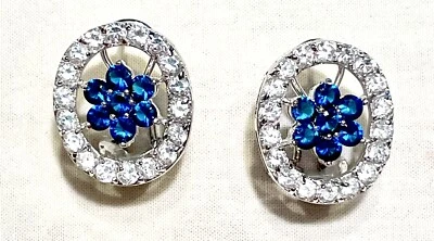 Pendientes traseros Omega de diamantes circonita cúbica con zafiro azul flor de ley marcados 975 Foto 1 de 4