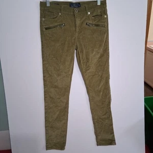 Pantalones de pana Lucky Brand Charlie ajustados verde oliva para mujer 6/28 logotipo trasero E7 - Imagen 1 de 12