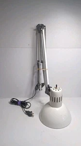 Vintage weiße Underwriters Laboratories Architekt Entwurf Schreibtischlampe. Funktioniert super! - Bild 1 von 9