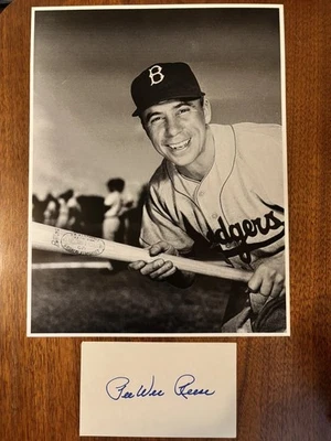 De colección Dodger HOF Pee Wee Reese Brillantemente Firmado 3x5 + Foto 8x10 Sin Firmar Foto 1 de 4