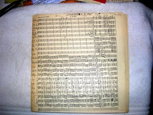 HUMMEL: MASS IN Bb, Op. 77 (ca. 1810). Manuscript full score. - Picture 1 of 12