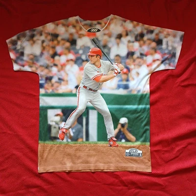 YOUTH LargeCHASE UTLEY #26 PHILADELPHIA PHILLIES THREE60 PICTURE BLK TSHIRT - Image 1 of 4