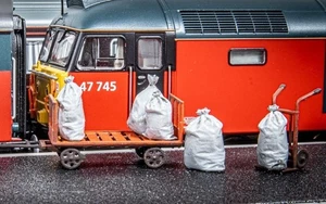 Mail Bags - O Gauge (Pack of 5) - Picture 1 of 1