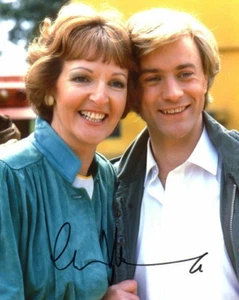 Television Autograph: CHRISTOPHER VILLIERS (Sweet Sixteen) Signed Photo - Imagen 1 de 1